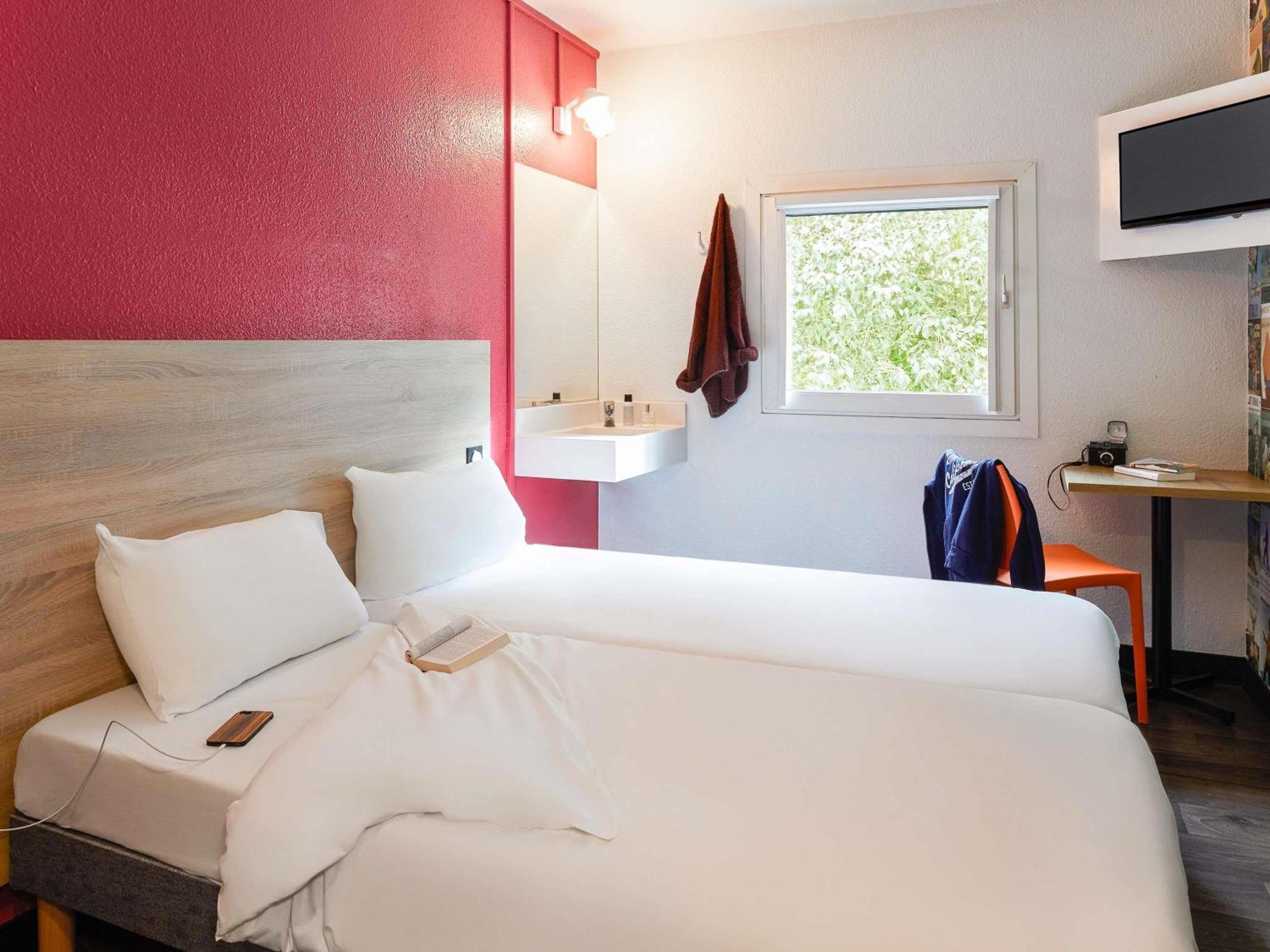 Hotel Hotelf1 Sud *